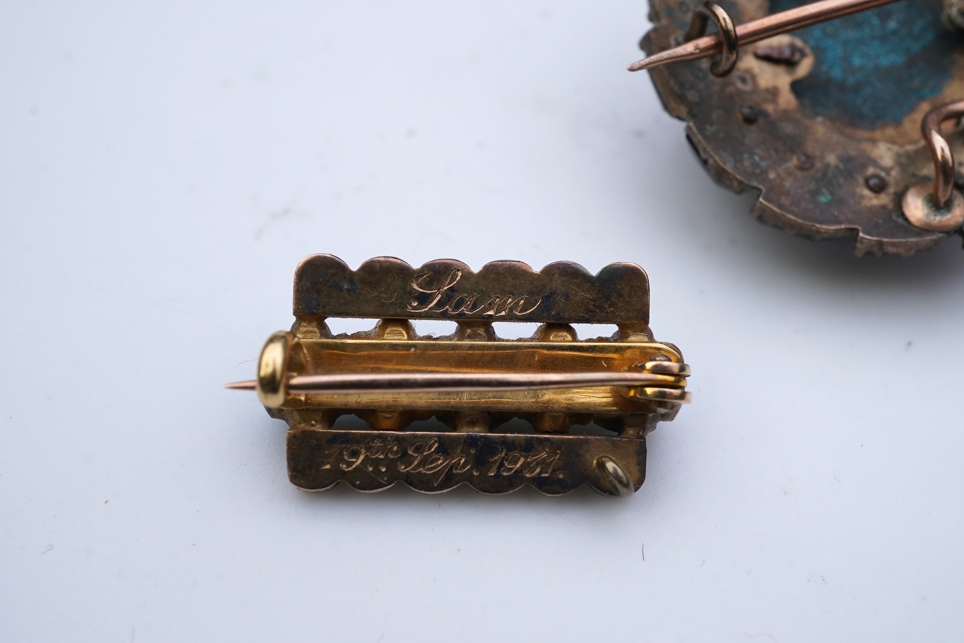 Three brooches, 19th/early 20th century